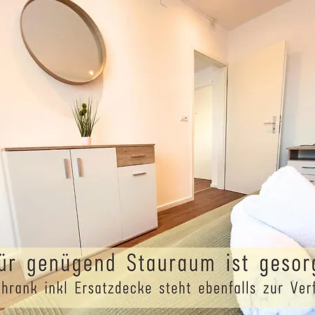 2 In Der Altstadt Von *